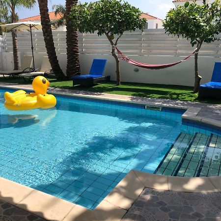 Villa Andy-350 M From The Beach Larnaca Ngoại thất bức ảnh