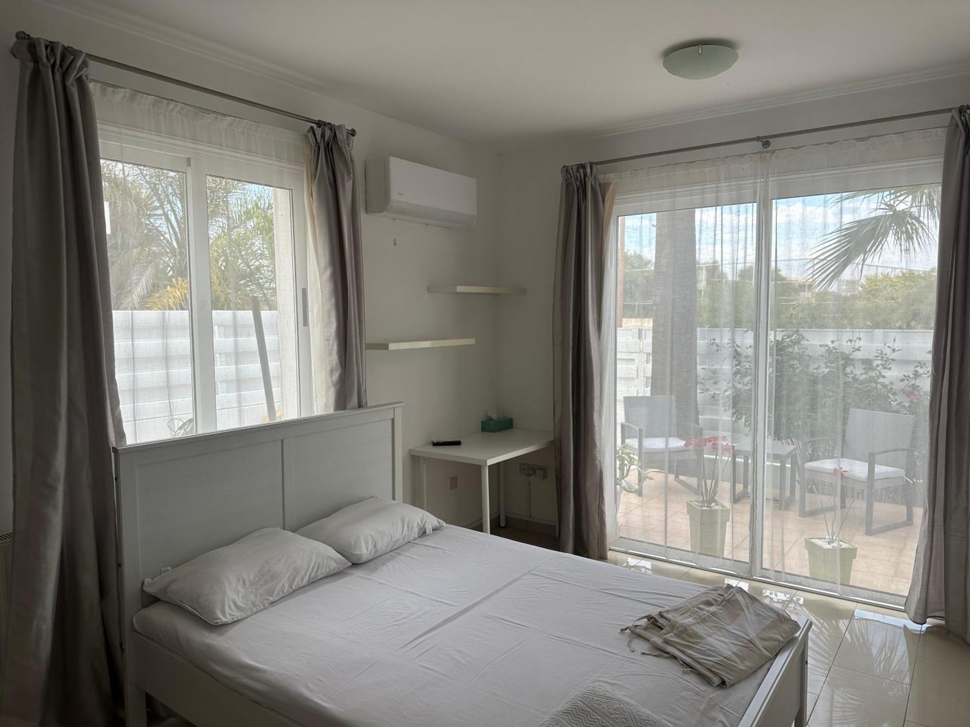 Villa Andy-350 M From The Beach Larnaca Ngoại thất bức ảnh