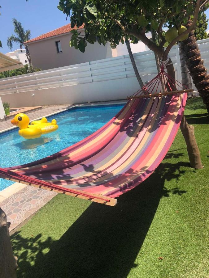 Villa Andy-350 M From The Beach Larnaca Ngoại thất bức ảnh
